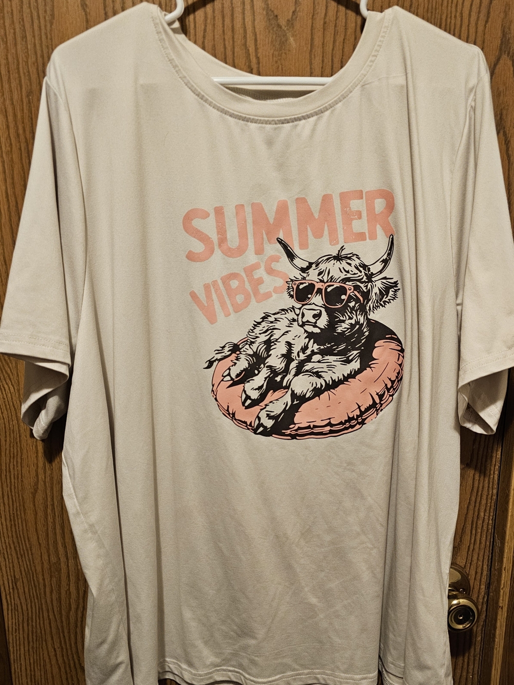 SHEIN Beige Tee with Pink 'Summer Vibes' Graphic